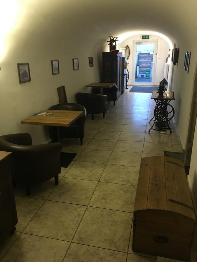 Pension Sunnseitn - Gasthof - Cafe - Weinkeller Haslach an der Muhl Bagian luar foto